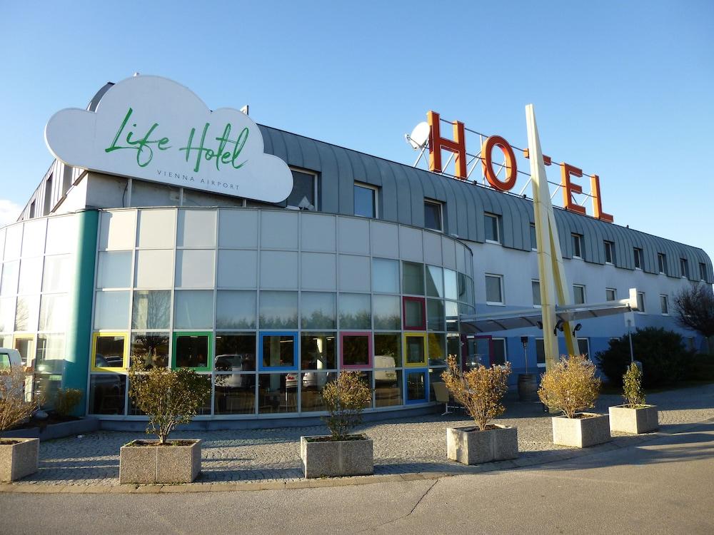 Lifehotel Vienna Airport Fischamend Εξωτερικό φωτογραφία