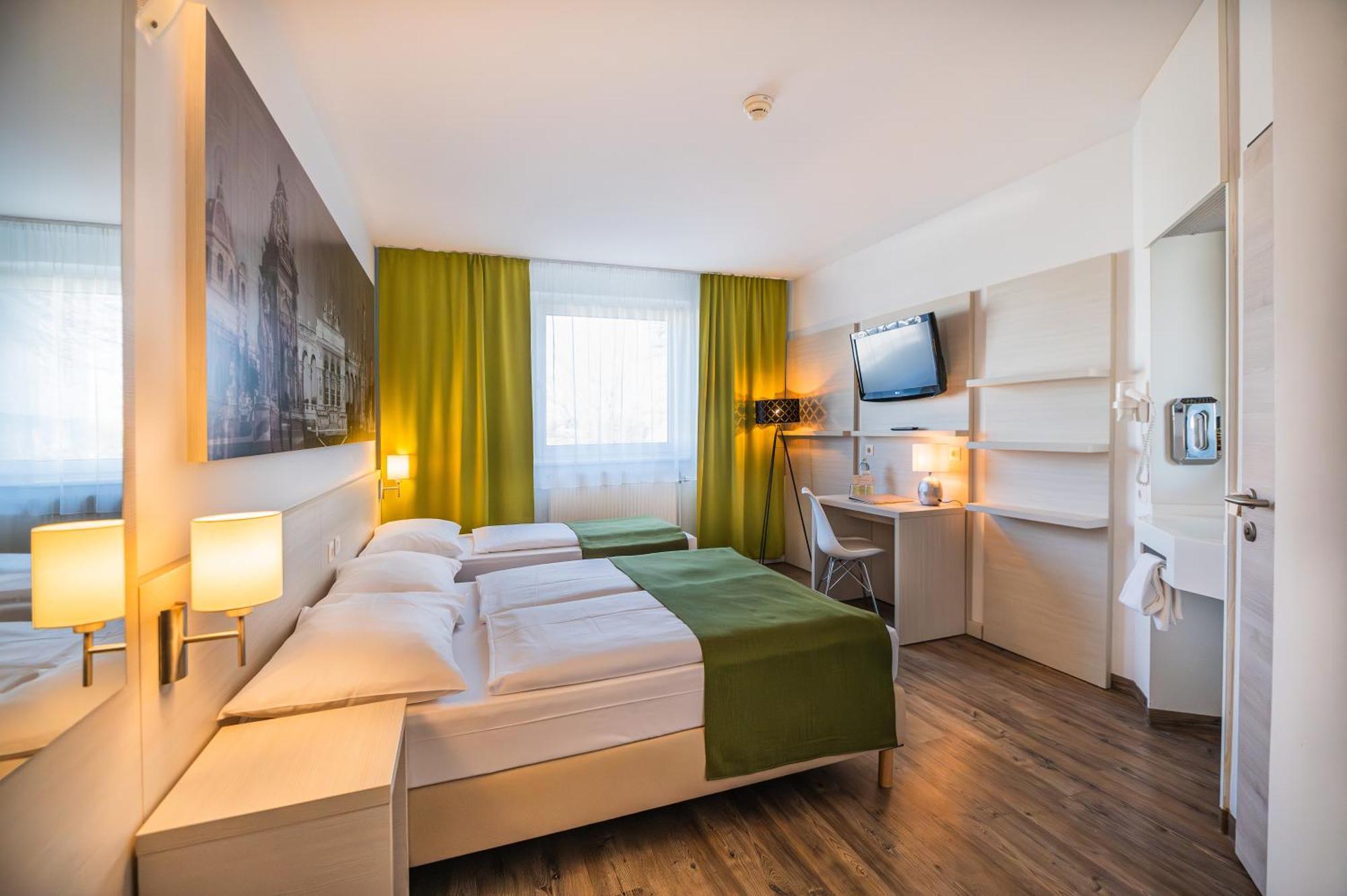 Lifehotel Vienna Airport Fischamend Εξωτερικό φωτογραφία