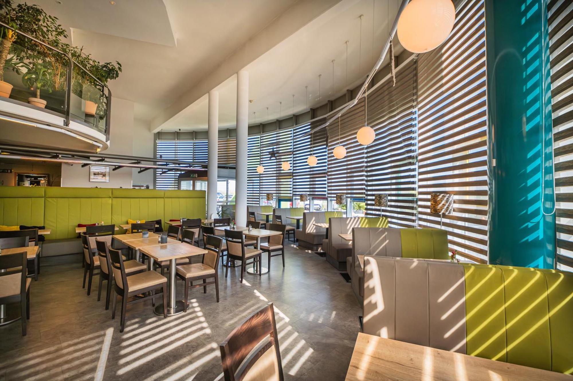 Lifehotel Vienna Airport Fischamend Εξωτερικό φωτογραφία