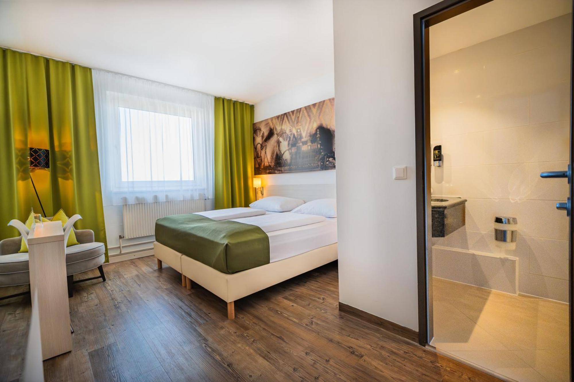 Lifehotel Vienna Airport Fischamend Εξωτερικό φωτογραφία